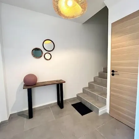 Victoria #8 Persons #3 Bedrooms #terrace # Garage - Calm And Clim Villa *