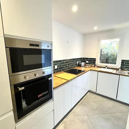 Victoria #8 Persons #3 Bedrooms #terrace # Garage - Calm And Clim